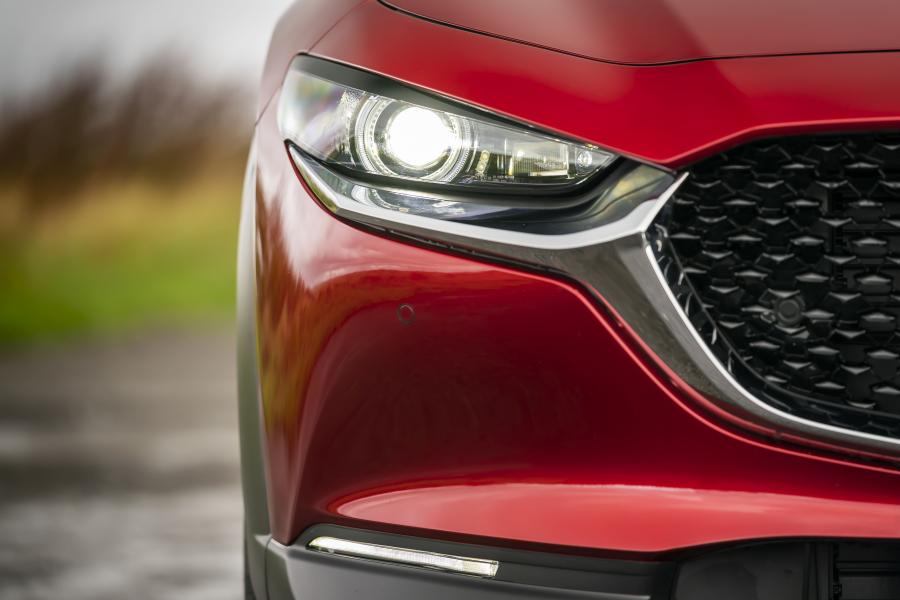 Детали экстерьера Mazda CX-30 Skyactiv-X 2019 года  (UK) (фото 15 из 82)
